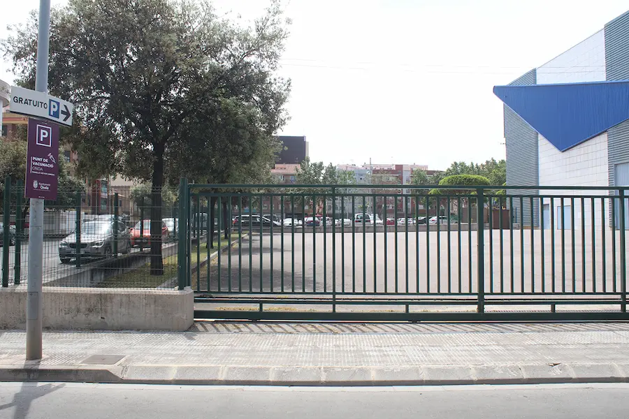 Aparcamiento del Pabellón Víctor Cabedo de Onda, zona deportiva