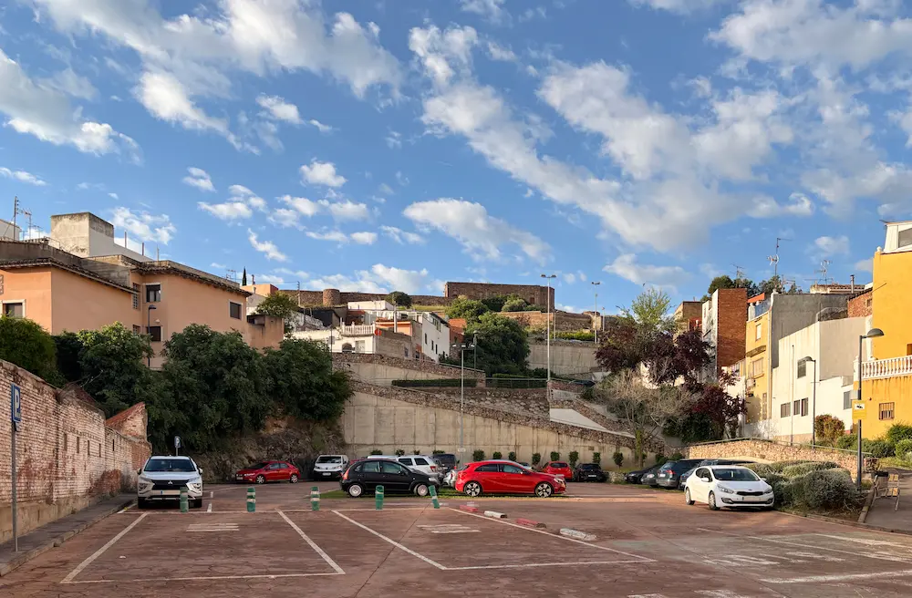Parada Visita Onda en la zona Paraíso de Onda, punto de apoyo para visitas y eventos organizados