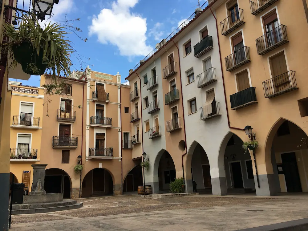 Interior de la Plaza del Almudín de Onda