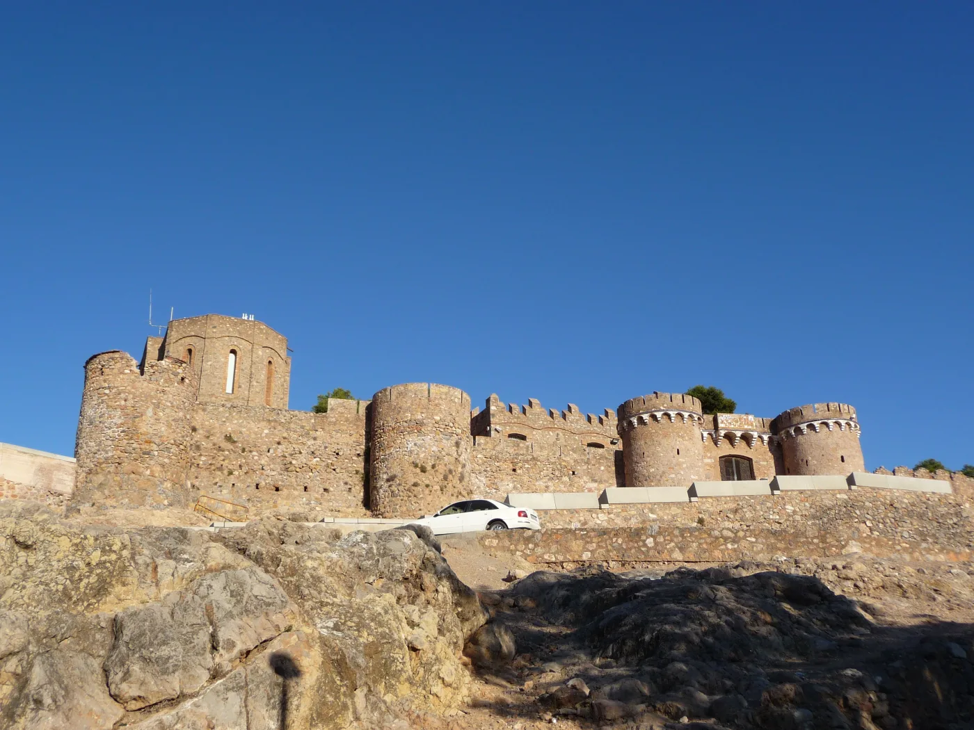 Castell de les 300 Torres d'Onda, fortalesa àrab del segle X