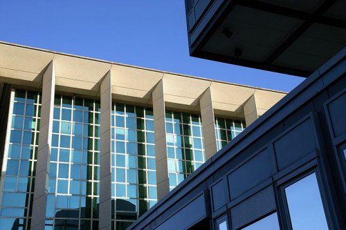 Fachadas ventiladas Porcelanosa AJC Construcción