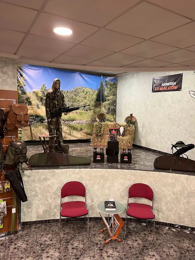 Tienda de armas Armería El Halcón