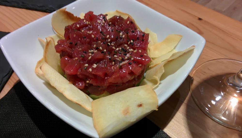 Tartar de atún