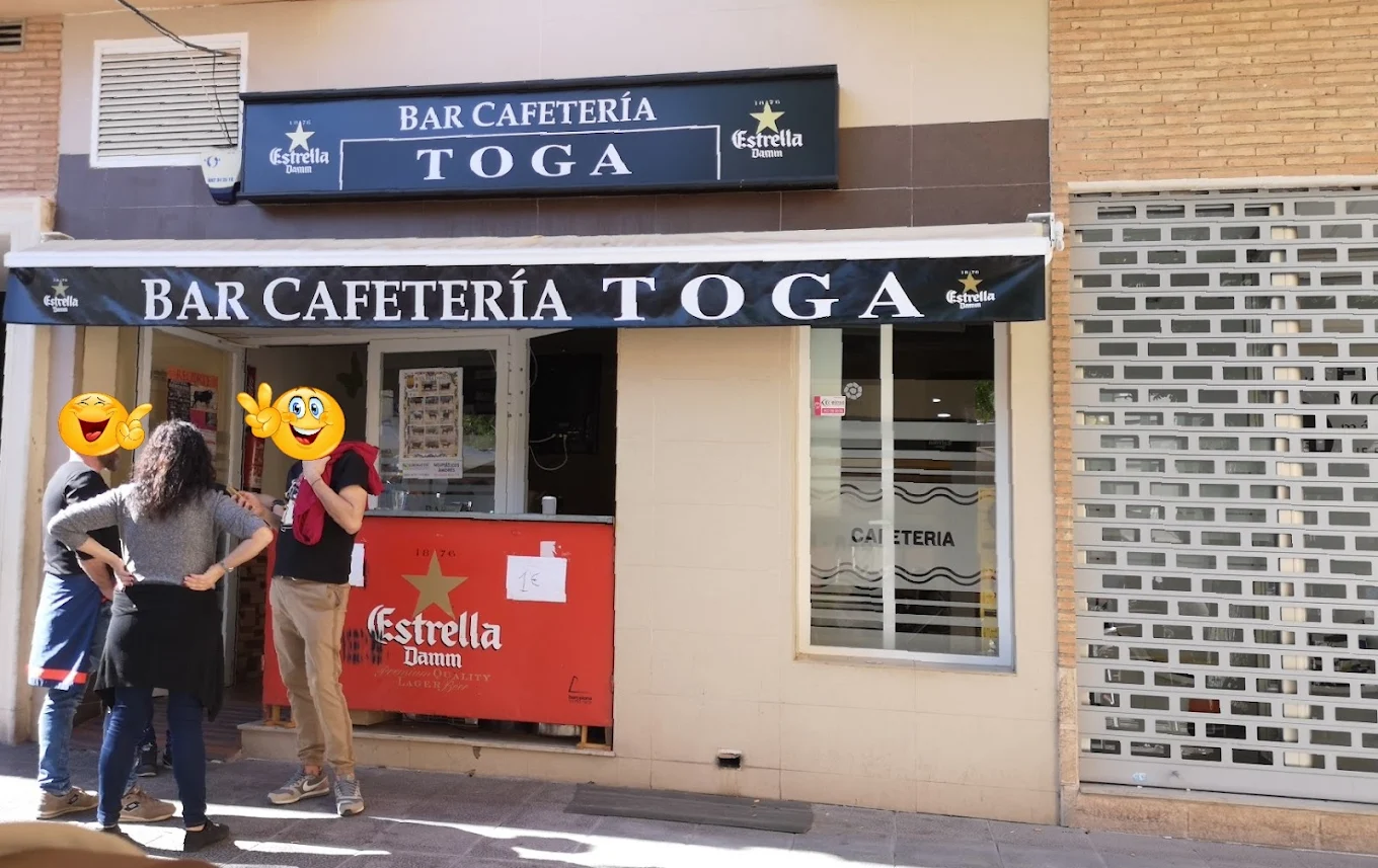 Fachada exterior del Bar Cafetería Toga en Onda