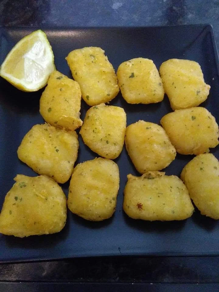 Buñuelos de bacalao rebozados