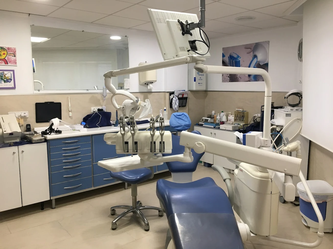 Clínica Dental Francisco Javier Muñoz Jiménez