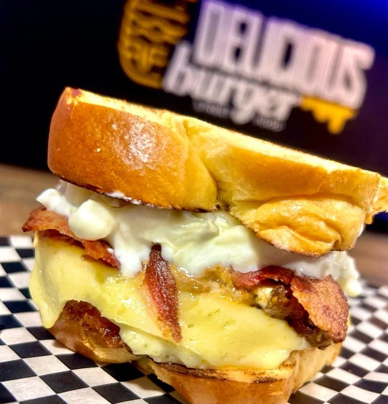 Interior de Delicious Burger Onda