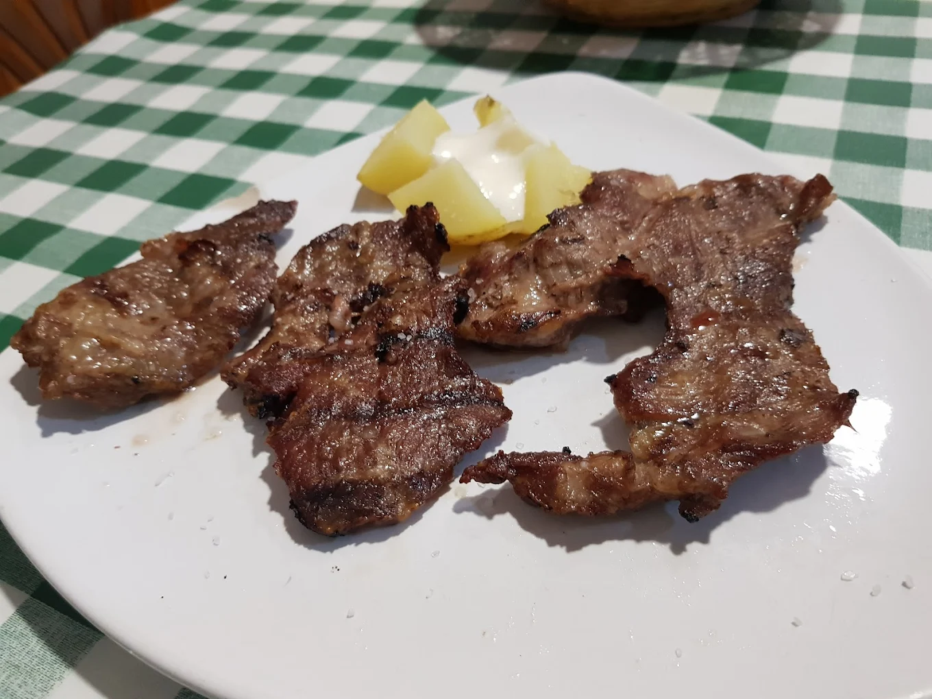 Carne a la plancha en El Rincón Andaluz