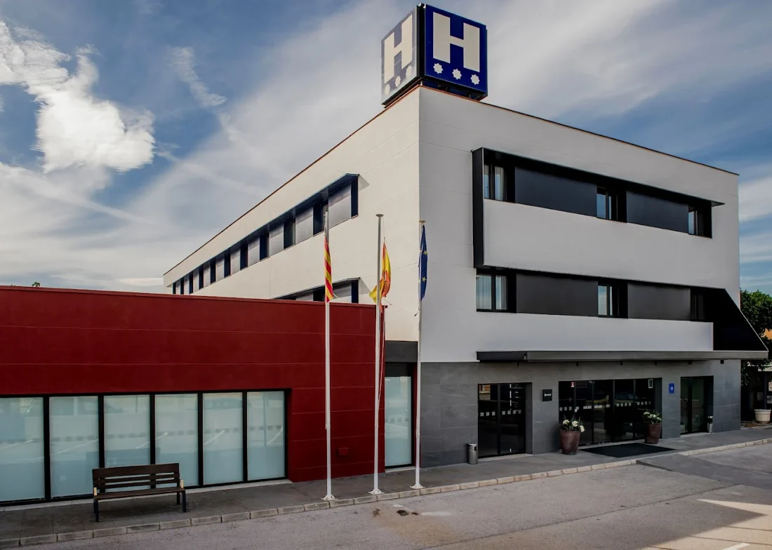 Fachada exterior del Hotel Sercotel Plana Onda