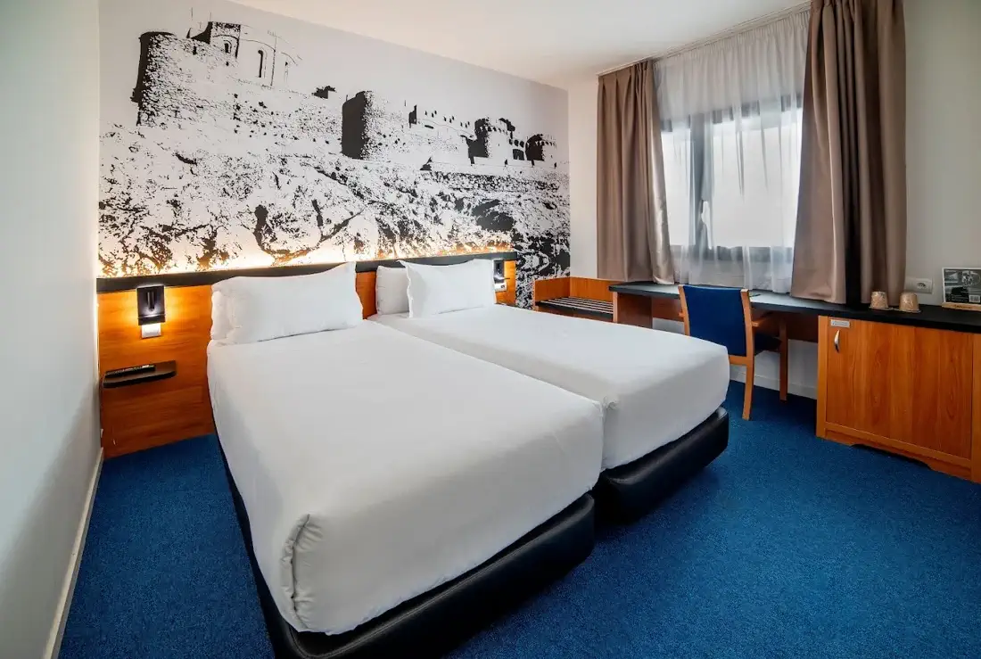 Habitación doble del Hotel Sercotel Plana Onda