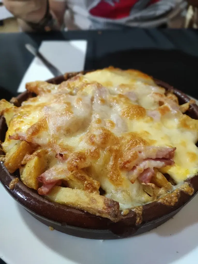 Patatas con bacon y queso gratinado de La Teua Casa