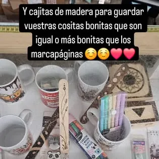 Cajitas de madera de regalo en Llibreria Amics, Onda