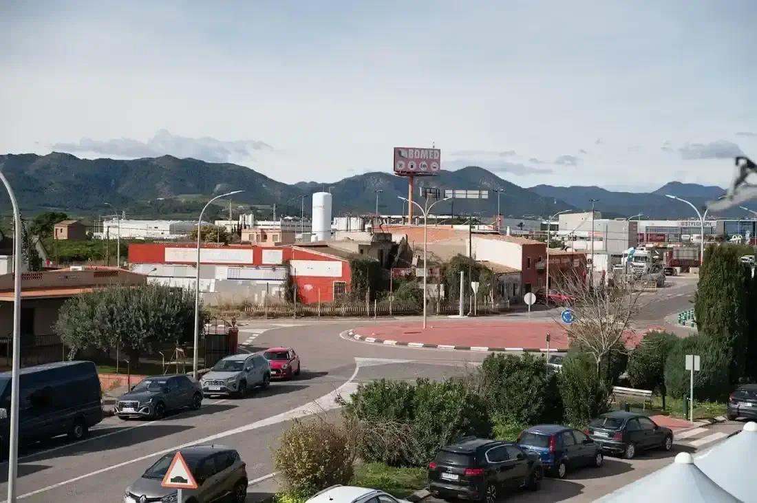 Vistas desde la habitación del M&A Hostal Apeadero hacia la Sierra Espadán