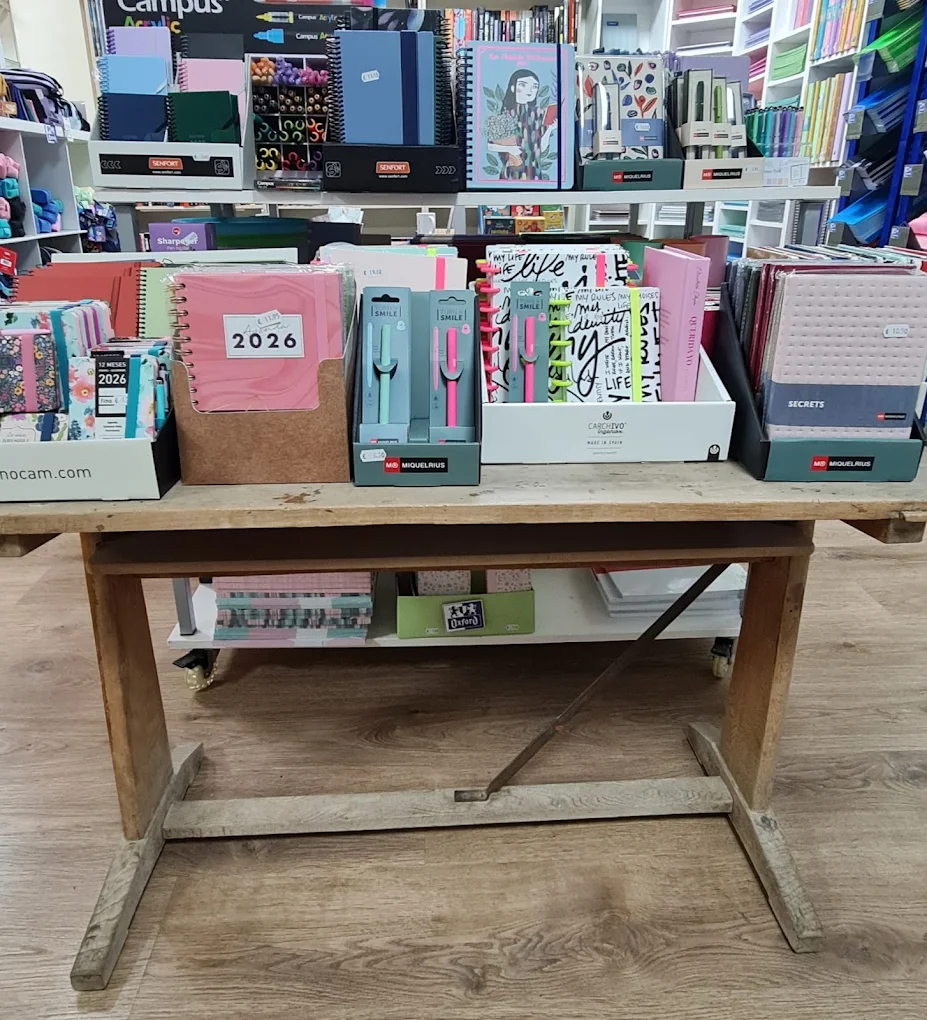 Agendas y material escolar