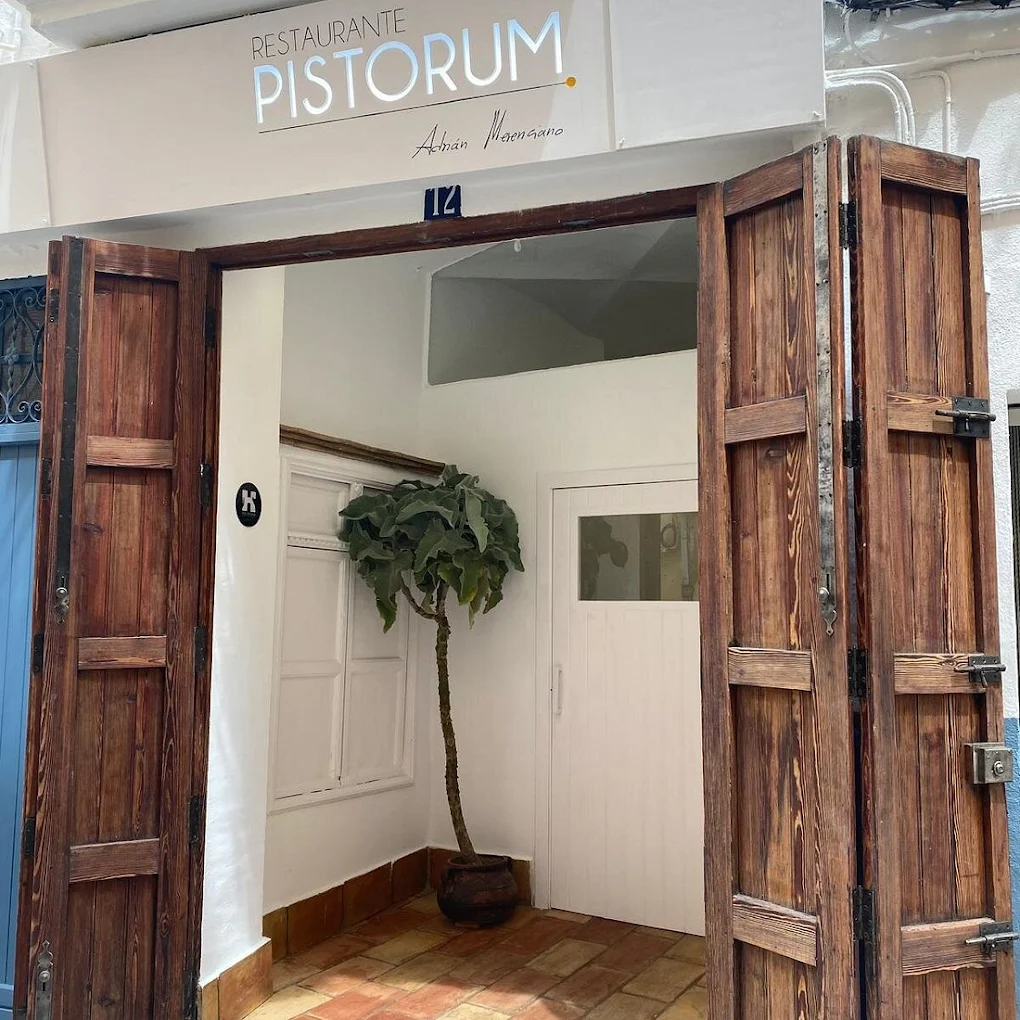 Entrada del restaurante Pistorum by Adrián Merenciano en Onda