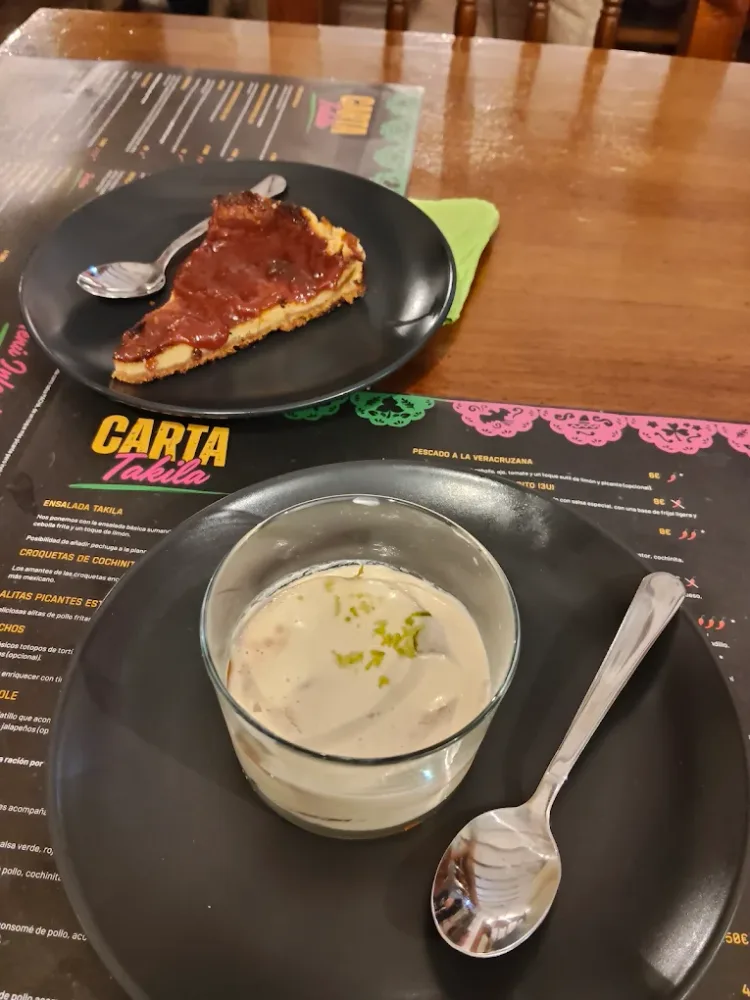 Cochinita pibil servida en Takila, restaurante mexicano de Onda